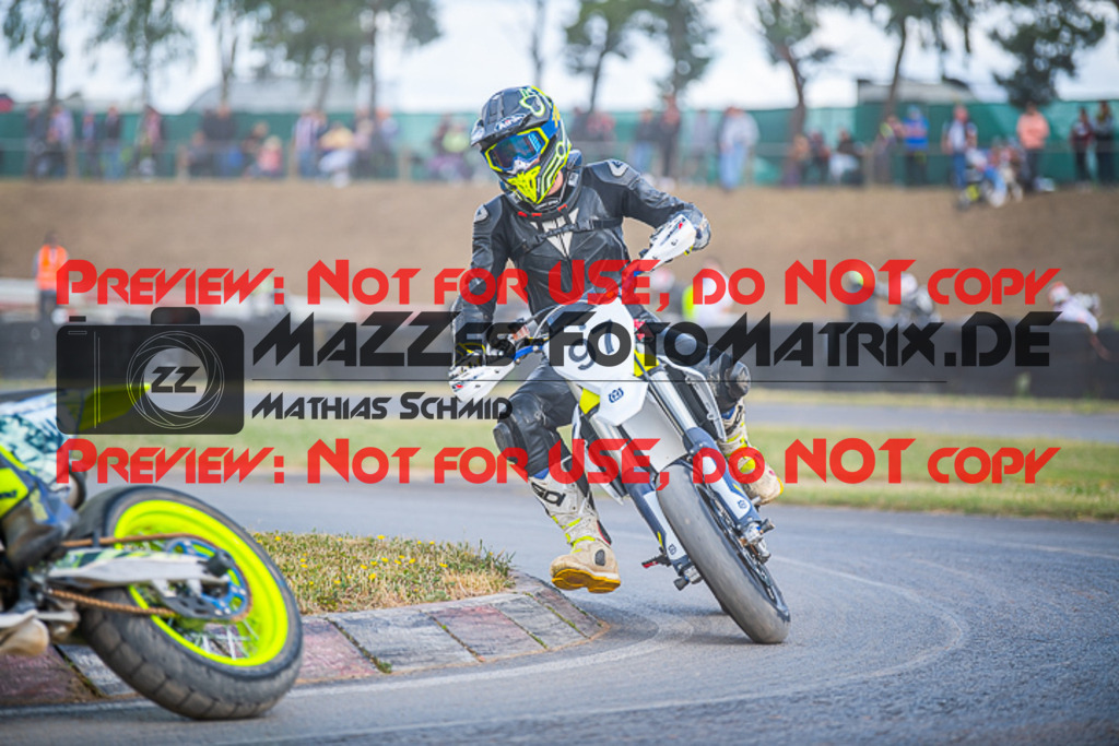 MaZZes_FotoMatrix_220529_6652 | Fotograf Mathias Schmid
Sportfotograf,
Eventfotograf,
Hochzeitsfotograf,
Portraitfotograf