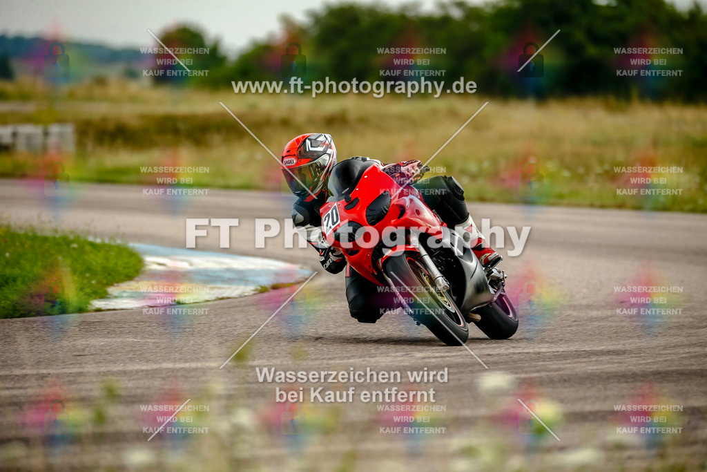 Chambley Juli-2112 | Hier findet Ihr Bilder von Touristenfahrten auf der Nürburgring Nordschleife oder von anderen Veranstaltungen die ich besucht habe. Viel Spass beim Durch Schauen 