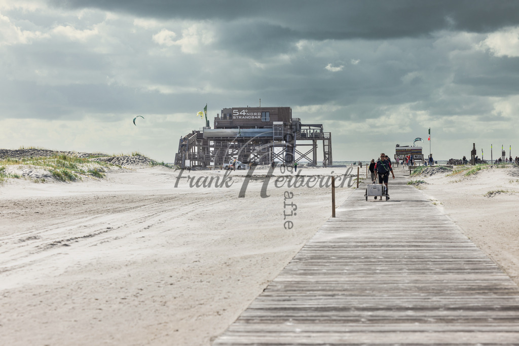 St. Peter Ording | Frank Herberich Fotografie, Frank Herberich, Fotografie, Hochzeit, Portrait, St. Peter Ording, Ording, Westerhever, Nordsee, Frank Fotografie, Hardheim,  Odenwald,Walldürn, Band,Eventfotografie - Realisiert mit Pictrs.com