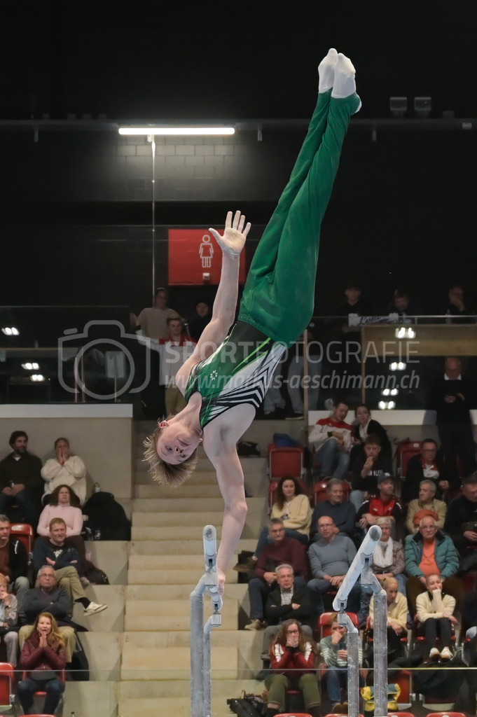 Schweizer Meisterschaften Kunstturnen Mannschaften Männer (A) - 22. November 2025 | Schweizer Meisterschaften Kunstturnen Mannschaften Männer (A)AXA Arena, WinterthurBild: Sportfotografie Markus Aeschimann | www.markus-aeschimann.ch - Realisiert mit Pictrs.com