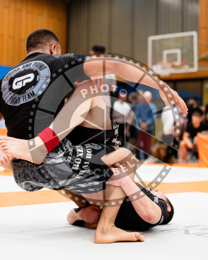 20251122PBB14511 | Athletes compete during the Grappling Industries Berlin Jiu-Jitsu and Grappling Championship, on November 22, 2025 in Berlin, Germany. © photoblackbelt