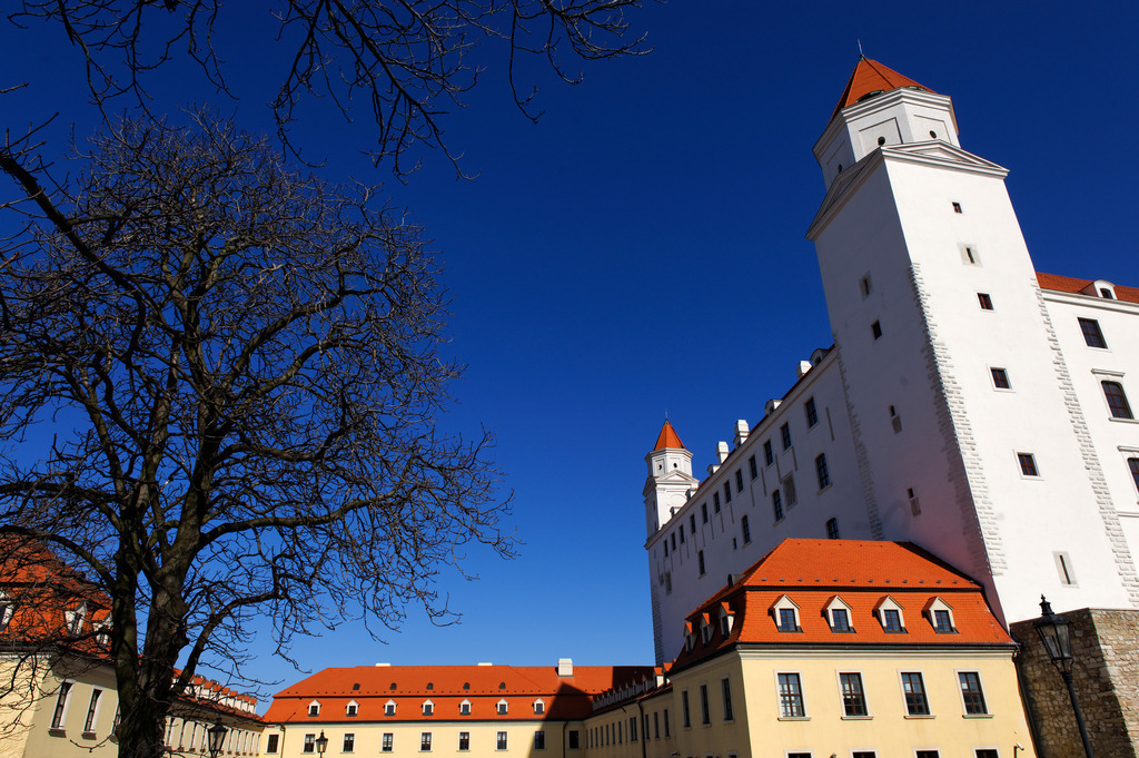 Burg Bratislava | Bratislava, Slowakei - March 03, 2012: Burg Bratislava. - Realisiert mit Pictrs.com