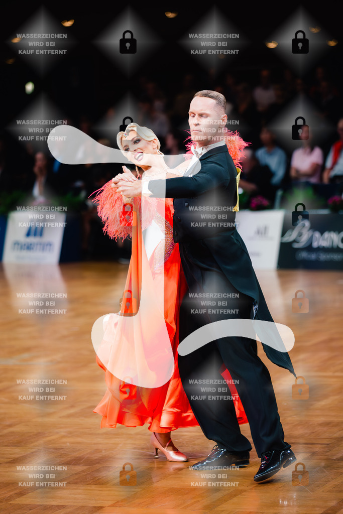 GOC 2025 - WDSF PD Super Grand Prix Standard 4th (33) Dusan Grula _ Giada Cragnolini (Slovakia)-2025-08-21-1134 | Webshop for digital downloads and prints of dance sport, event & show photographer Julian Link - Realisiert mit Pictrs.com