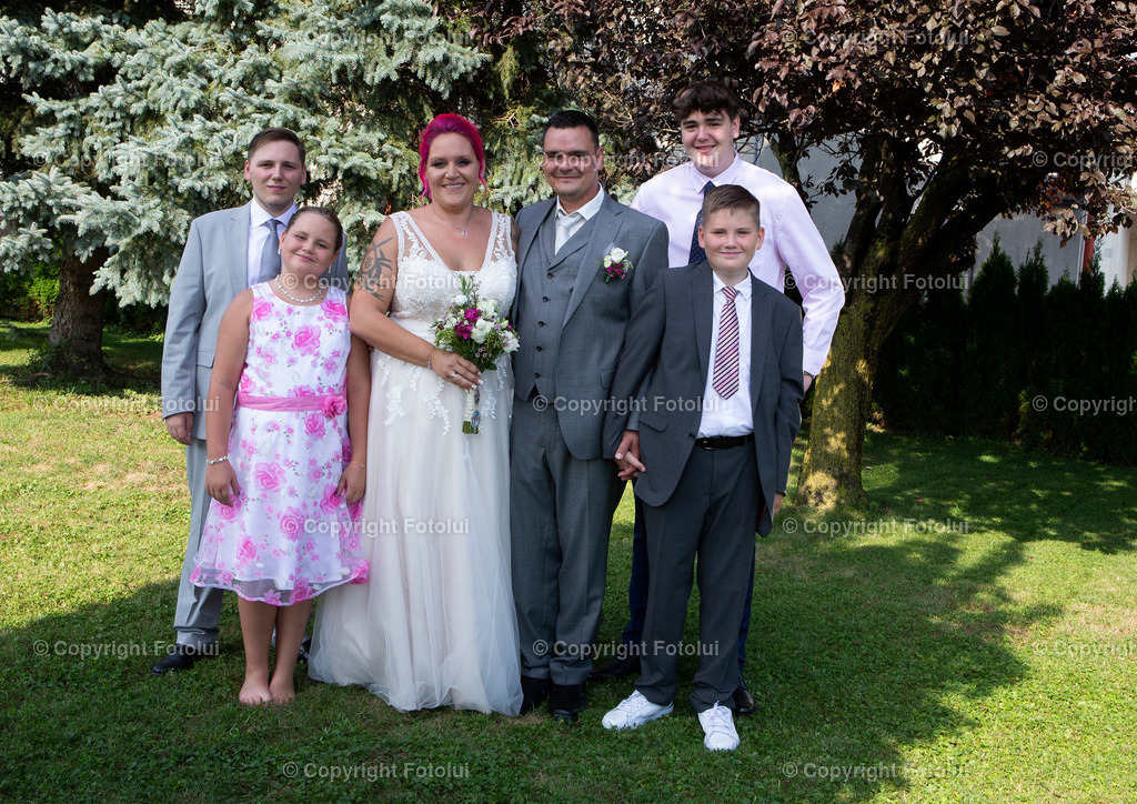 KERSTINFREDYHOCHZEIT_260822_167 | bilder, linz, photo, foto, fussball, sport, fotolui, bundesliga