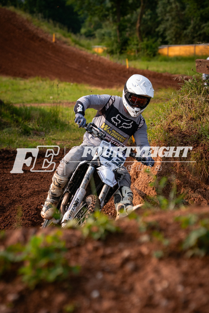 DSC08805 | fourtyeightmedia - Realisiert mit Pictrs.com