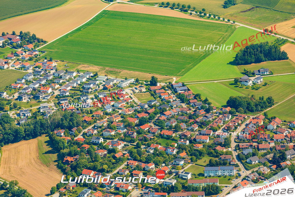 Luftaufnahme von  Fürstenzell - Die Luftaufnahme wurde 2025 vom UL-Flugzeug heraus erstellt ( keine Drohne ) - Hochauflösende Luftaufnahme - für professionelle Ausdrucke geeignet. Die Geschenkidee !Mit Lizenz und Bildrechte bestellbar