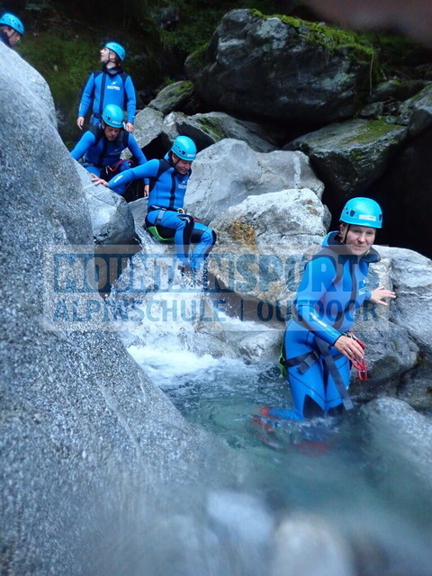P8140343 | Bestelle die Bilder deines Berg- oder Wasser-Abenteuers mit Mountain Sports bequem von zu Hause aus direkt über unseren Online Fotoshop von pictrs.com. - Realisiert mit Pictrs.com