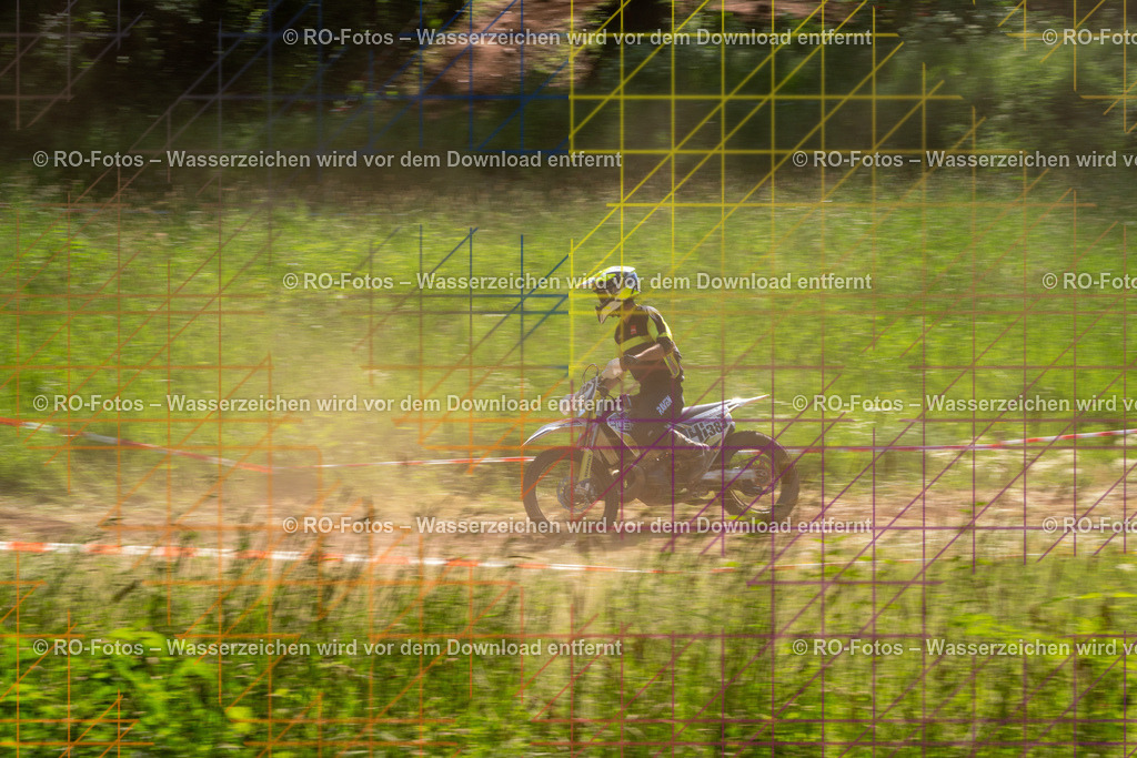 Wolfshausen 3 Lauf -1120 | Sportfotografie von RO-Fotos: Motorsport, Motocross, Enduro, Laufveranstaltungen und Triathlon. Professionelle Fotos von Sportlern und Events. - Realisiert mit Pictrs.com