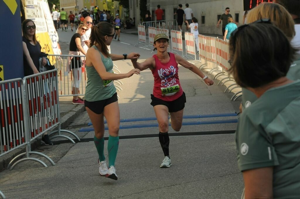 12h Lauf Prambachkirchen | Sport-,  Presse- und Eventbegleitung!
Contact me !
