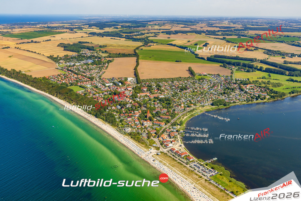 Luftaufnahme Hotel am Strand Rerik - Die Luftaufnahme wurde 2025 vom UL-Flugzeug heraus erstellt ( ohne Drohne ) - Hochauflösende Luftaufnahme - für professionelle Ausdrucke geeignet. Die Geschenkidee !Mit Lizenz und Bildrechte bestellbar