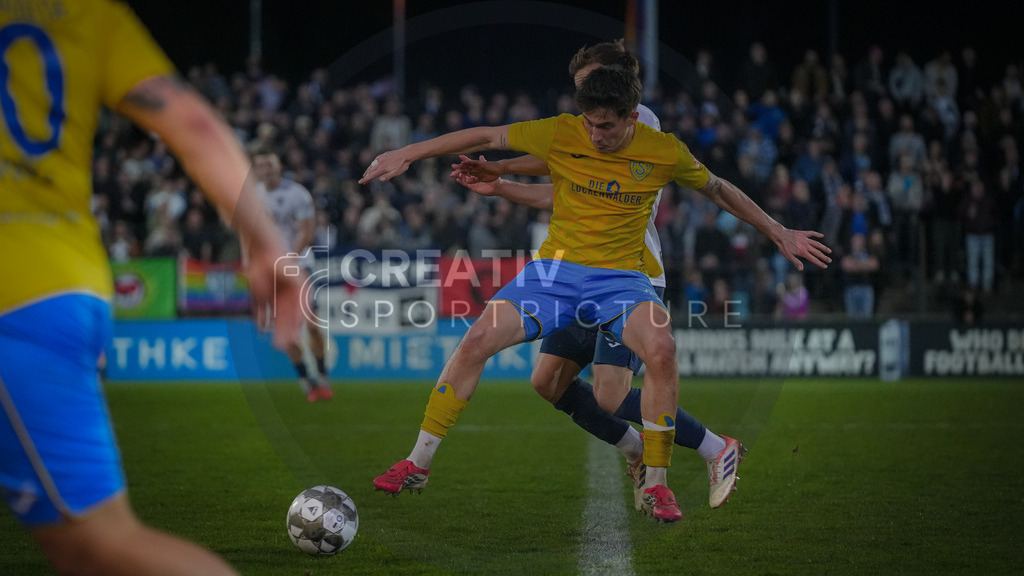 Fußball, Herren, Saison 2025/2026, Regionalliga Nordost, 30. Spieltag, FSV 63 Luckenwalde vs. SV Babelsberg 03, Freitag 17.04.2026, Karl-Liebknecht-Stadion Potsdam | Fußball, Herren, Saison 2025/2026, Regionalliga Nordost, 30. Spieltag, FSV 63 Luckenwalde vs. SV Babelsberg 03, Freitag 17.04.2026, Karl-Liebknecht-Stadion Potsdam, Im Bild: Mike Bachmann (Luckenwalde) - Realisiert mit Pictrs.com