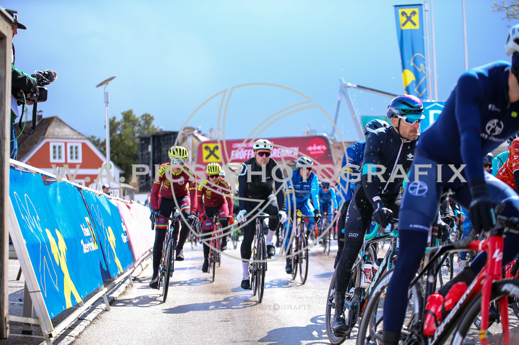 ..... | LEONDING,AUSTRIA,24.März.24 - 63.Radsaisoneröffnungsrennen Leonding Road Cycling League , Image shows: 
Photo: WAPICS / Andreas Willdoner