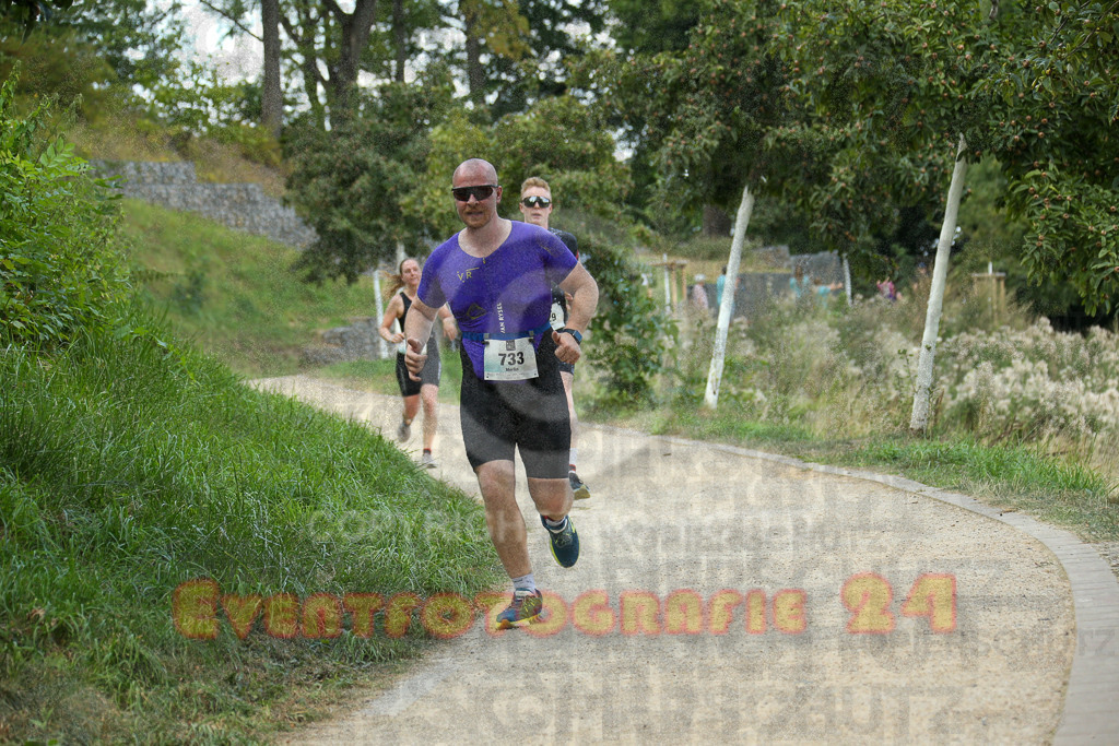 250824_1430_EX1_6471 | Sportfotografie im Rhein-Sieg Kreis, Köln, Bonn, NRW, Rheinland Pfalz, Hessen, etc. Unser Tätigkeitsfeld umfasst den Laufsport vom Volkslauf über den Marathon, Duathlon, Triathon bis zum Ultralauf wie Kölnpfad Ultra oder Schindertrail.