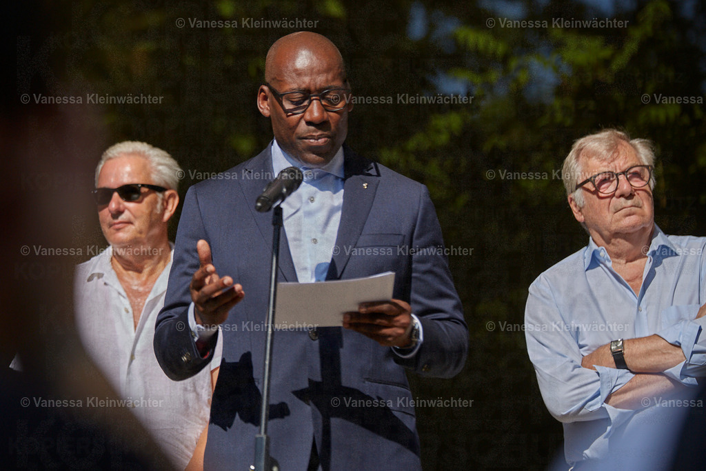 270801_180Jahre_ZooBerlin_00034 | Vanessa Kleinwächter - Realisiert mit Pictrs.com