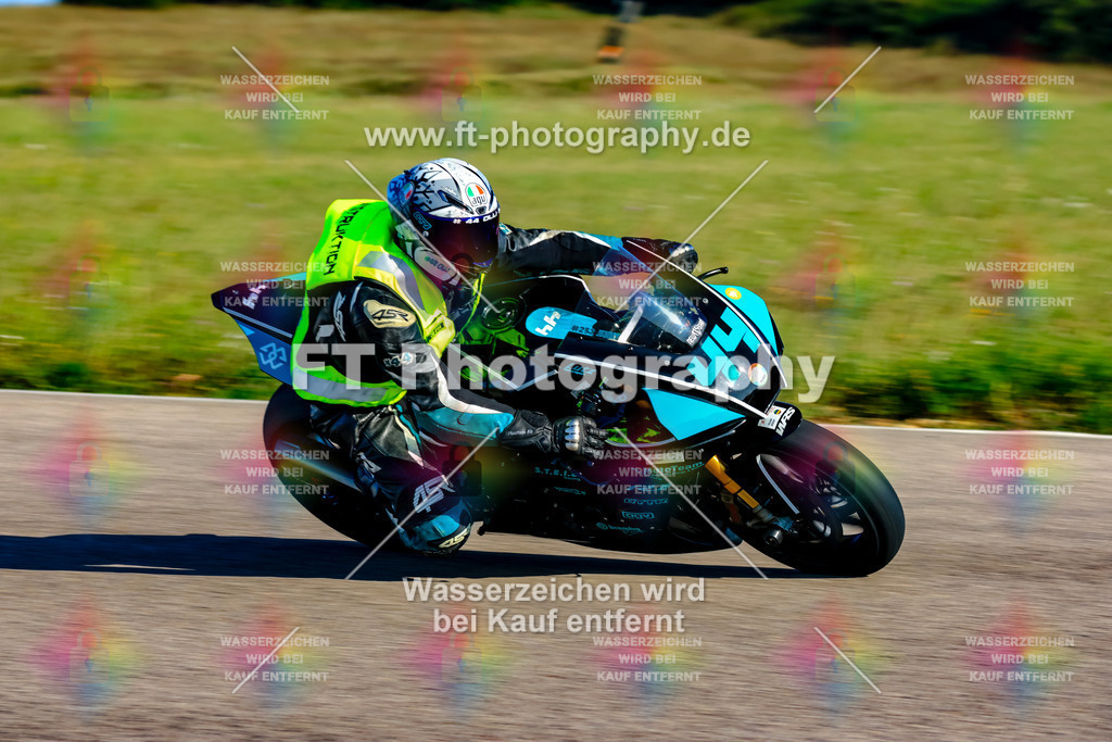 044-1533 | Hier findet Ihr Bilder von Touristenfahrten auf der Nürburgring Nordschleife oder von anderen Veranstaltungen die ich besucht habe. Viel Spass beim Durch Schauen 