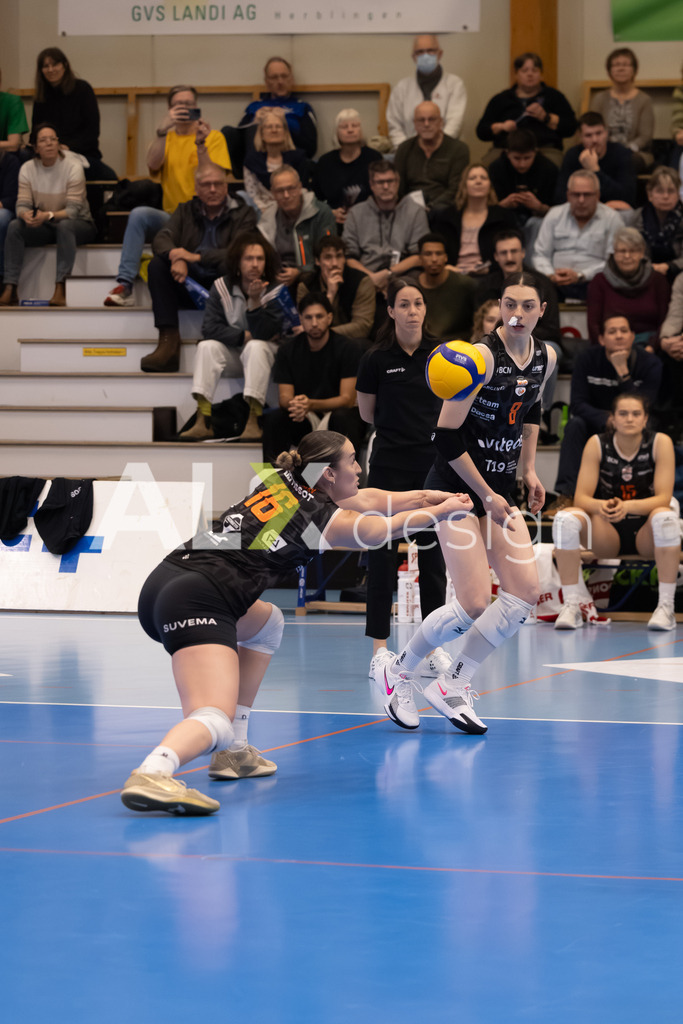 Volleyball I Frauen I Saison 2025-2026 I Volleyball NLA | Women I Round 16 I VC Kanti Schaffhausen - Viteos NUC I 31.01.2026 | 16 Scambray Tia (US) (Viteos NUC) – Außenangriff - Realisiert mit Pictrs.com