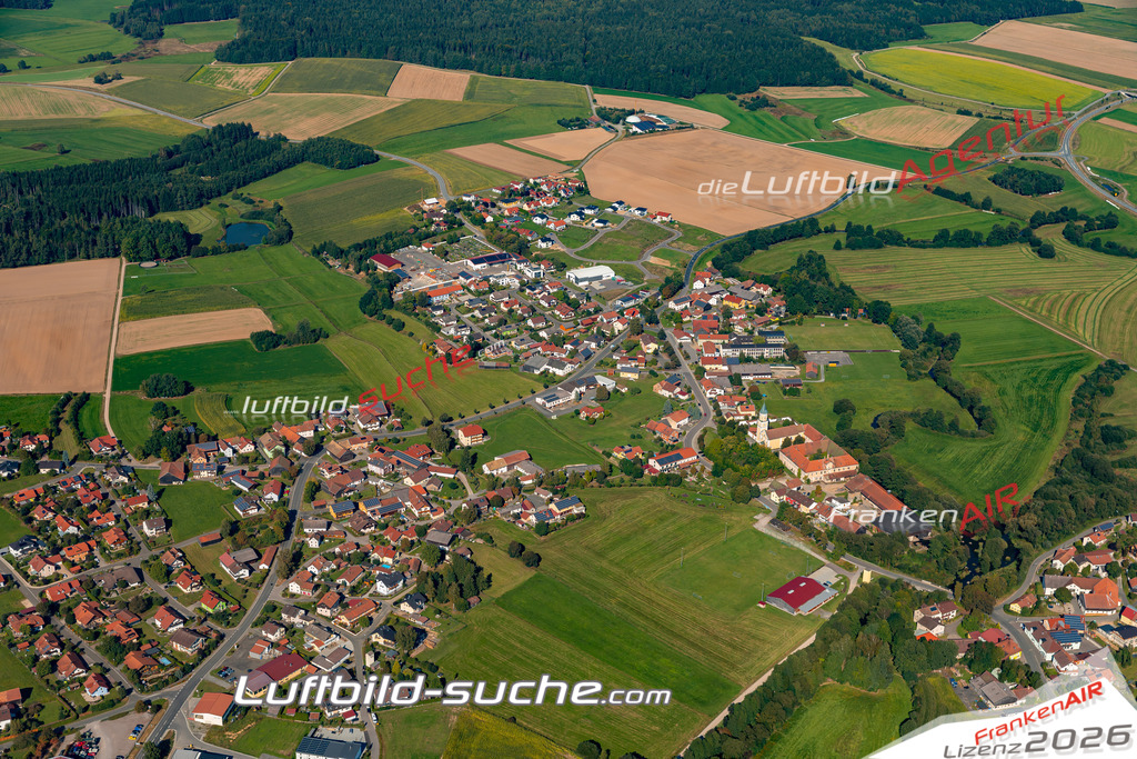 Aktuelles Luftbild von  Schönthal Kauf mit Lizenz / Bildrechten möglich- Die Luftaufnahme wurde 2021 mittels UL-Flugzeug erstellt ( keine Drohne ) - hochauflösende Kamera-Systeme von  Canon -Beste Qualität - Für grossformatige Ausdrucke geeignet. Die Geschenkidee !