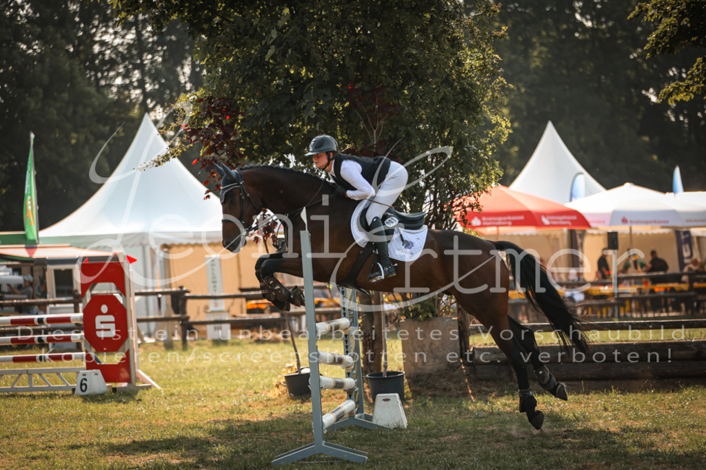 14.FrPfL00065 | Leoni Ertmer Photography - Realisiert mit Pictrs.com