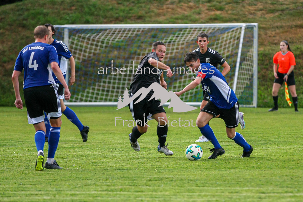 993T5404 | Medien- Sport- Entertainmentfotos