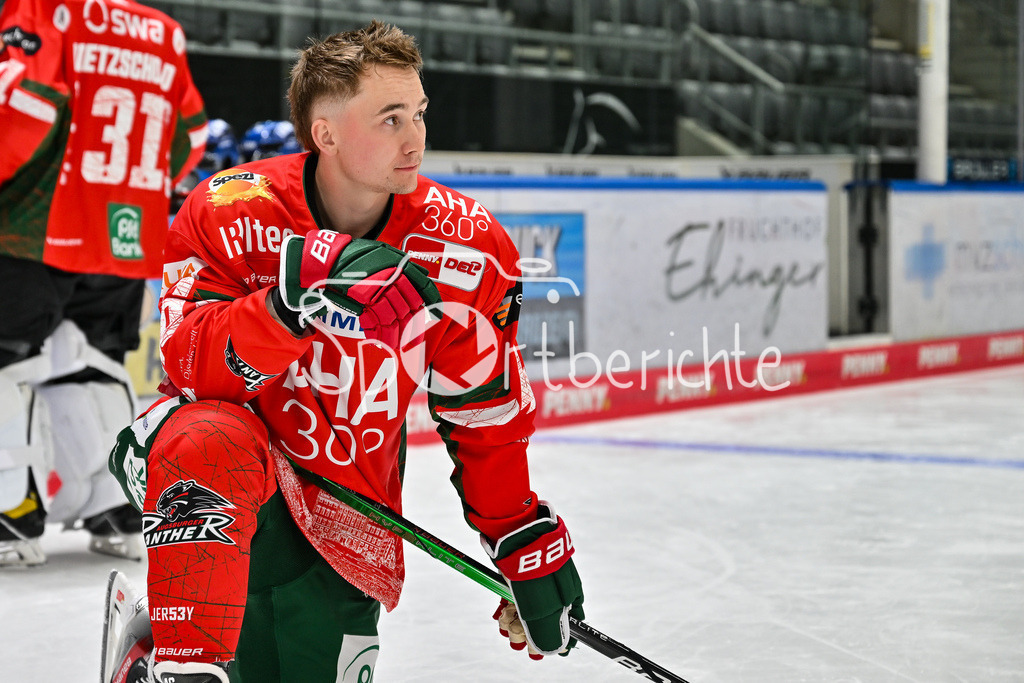 Augsburger Panther 2025/26 | im Bild Moritz ELIAS (Augsburger Panther #46) / Einzelfoto / Freisteller / Media Day Augsburger Panther: Curt-Frenzel Stadion am 06.08.2025