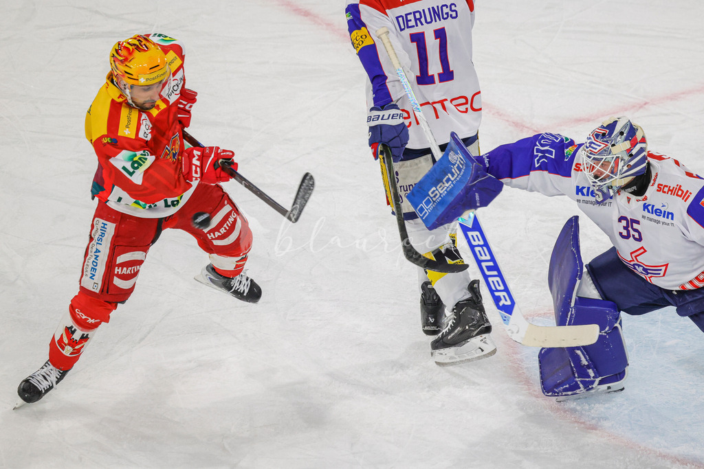 EHCB vs EHCK_wb-1164 | Sportbilder, Sportfotograf, Hochzeits- und Eventfotografin, Flugshows, Portraits und Tiershooting, Aviation, Downhill, Nationalleague, Swissleague, International