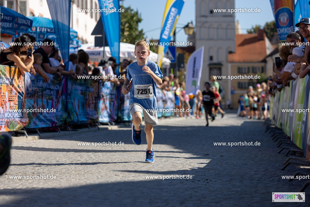 VJ__3217 | Stadtlauf Erding 2025 #stadtlauferding #erdingstadtlauf #stadtlauf_erding #laufmotivation #trisporterding #yourpictrs #sportshot_your_pictrs