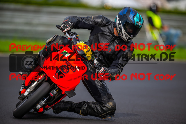 MaZZes_FotoMatrix_230826_8256 | K8