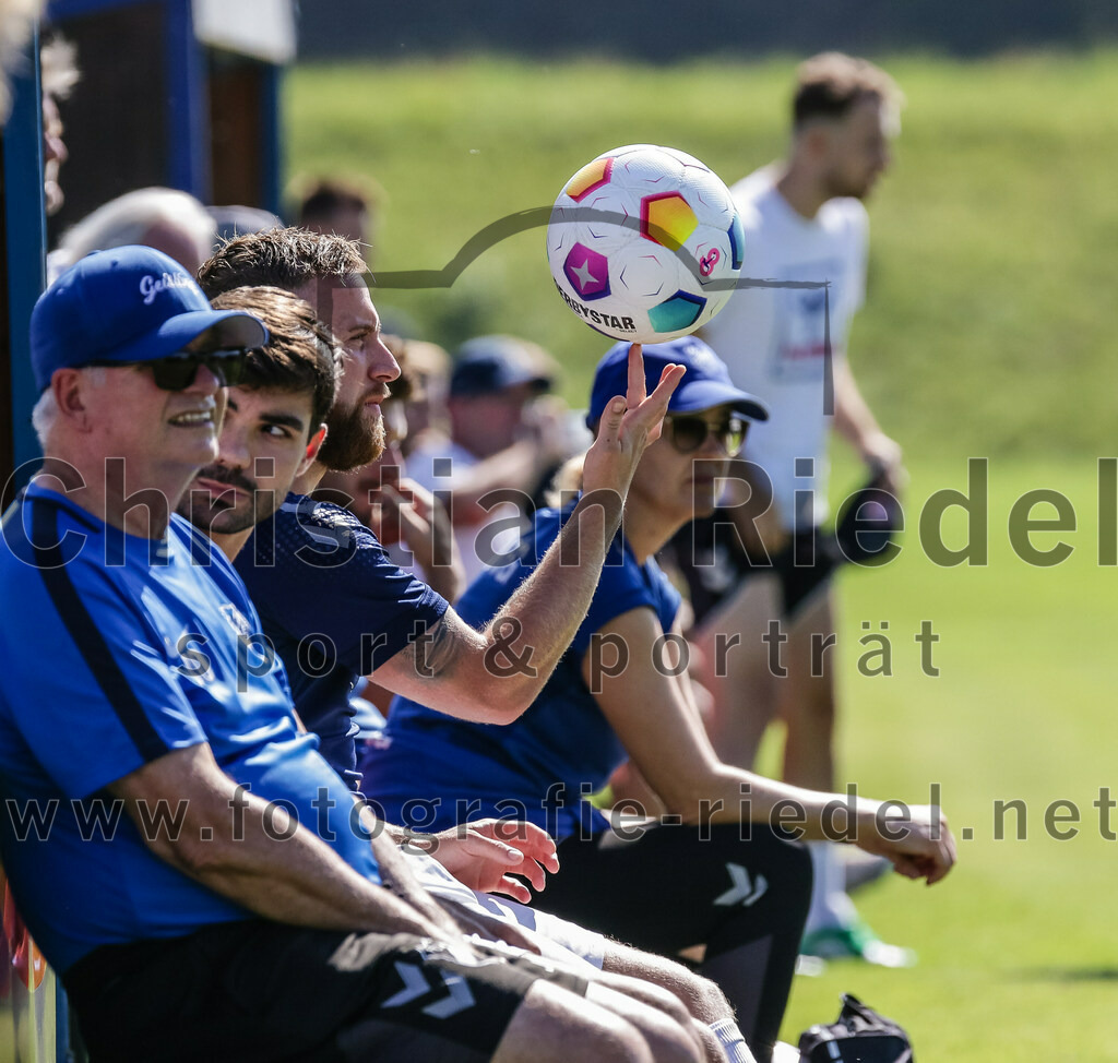 2023-09-16_025_FC_Langengeisling_gegen_TSV_Dorfen | Erding, Deutschland, 16.09.2023:
Fußball, Bezirksliga Oberbayern Ost 2023 / 2024, 9. Spieltag, FC Langengeisling gegen TSV Dorfen, Endergebnis: 3:1

Moritz Wiesheu (FC Langengeisling, #7)

Foto: Christian Riedel / fotografie-riedel.net