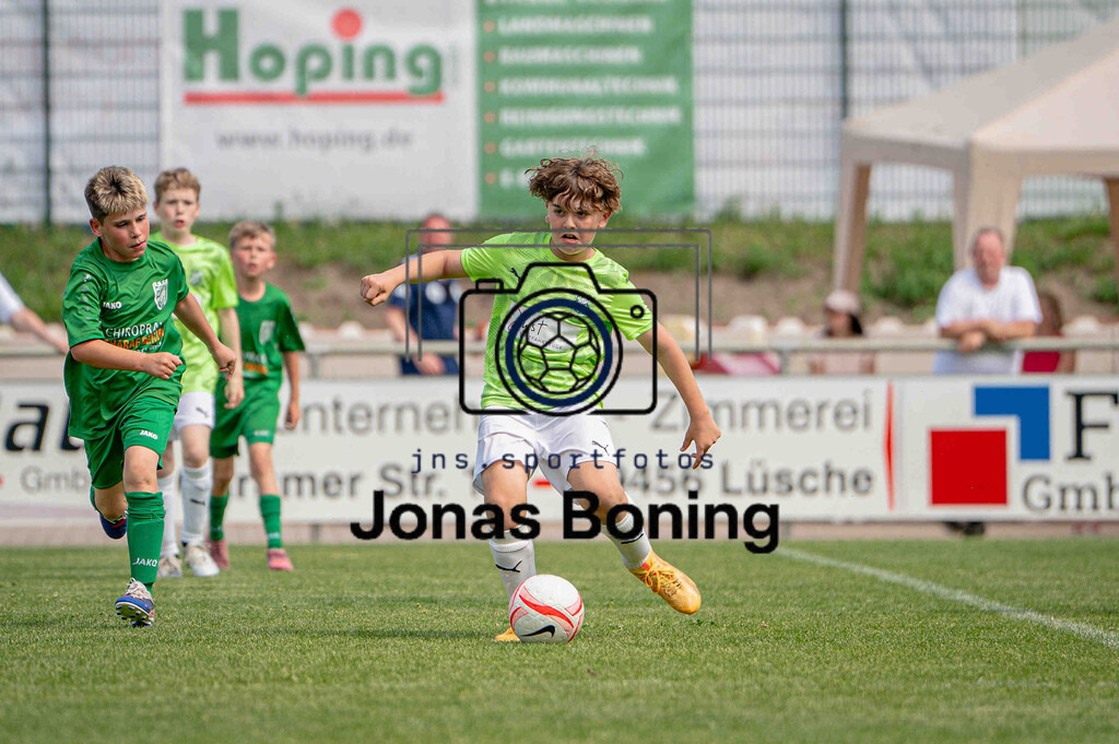 Fußball I E-Junioren I Saison 2025-2026 I OM-Cup Lüsche I Samstag  I 22425 | jns.sportfotos - Realisiert mit Pictrs.com
