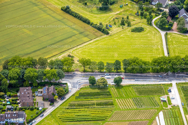 Muelheim240702651 | Luftbild, Blumen selbst pflücken, Wiesen und Felder an der Zeppelinstraße Ecke Parsevalstraße, Holthausen - Südost, Mülheim an der Ruhr, Ruhrgebiet, Nordrhein-Westfalen, Deutschland