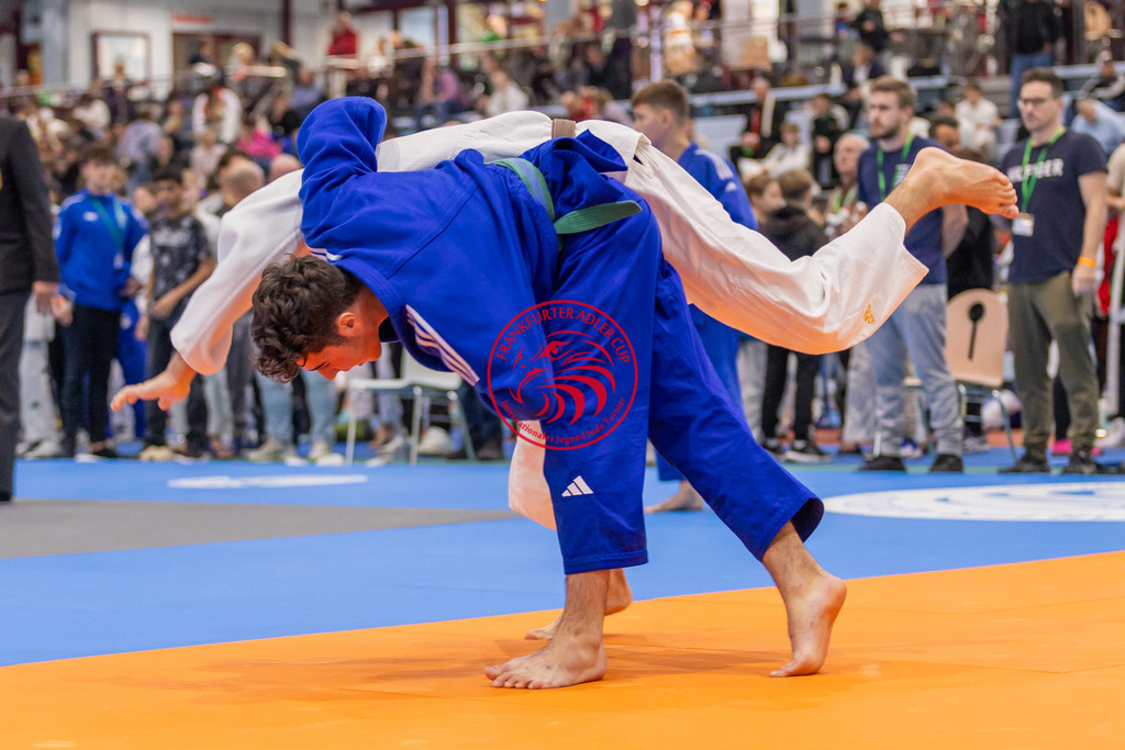 Internationaler Adler Cup 2024 | Foto vom Internationalen Adler Cup Judo Turnier im Sport- und Freizeitzentrum Kalbach im Oktober 2024 - Realisiert mit Pictrs.com