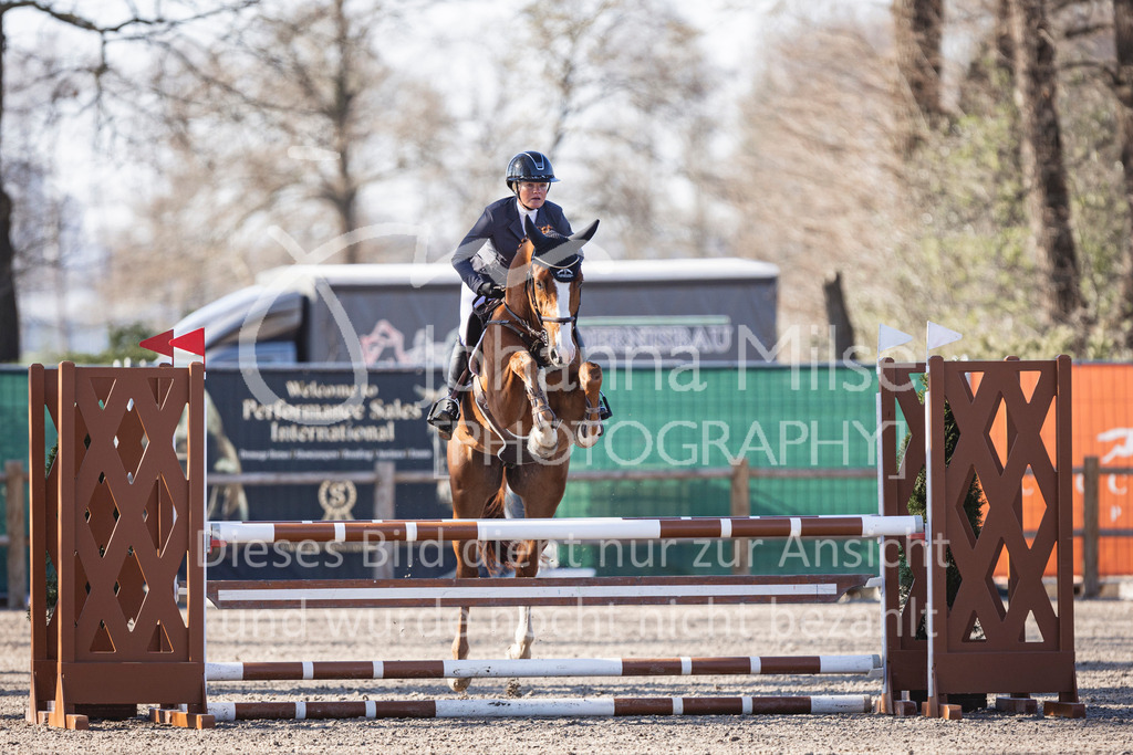 250408_Mühlen_SprPf-A2-221 | Deine schönsten Turniermomente als professionelle Fotos! Entdecke hochwertige Pferdesport-Fotografie im Online-Shop. Jetzt Fotos finden & bestellen!