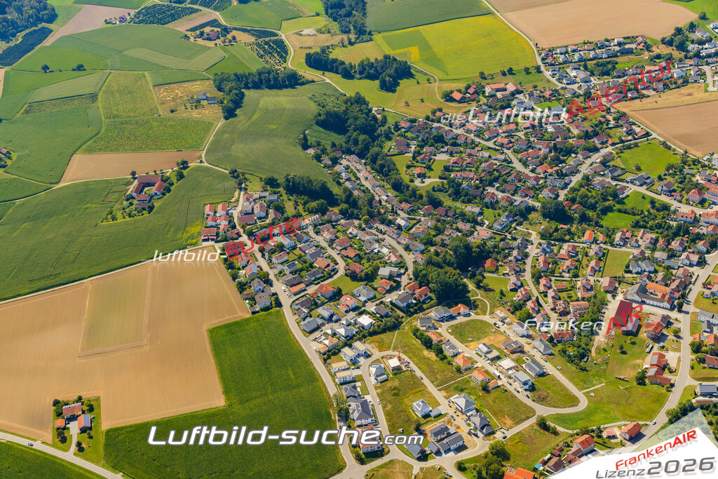 Neukirchen am Inn Neuburg am Inn Bild- Das Luftbild wurde 2025 vom UL-Flugzeug heraus erstellt ( keine Drohne ) - Hochauflösende Luftaufnahme -Nicht vergleichbar mit Google Maps oder Satelittenbilder- Die Geschenkidee !Mit Lizenz und Bildrechte bestellbar