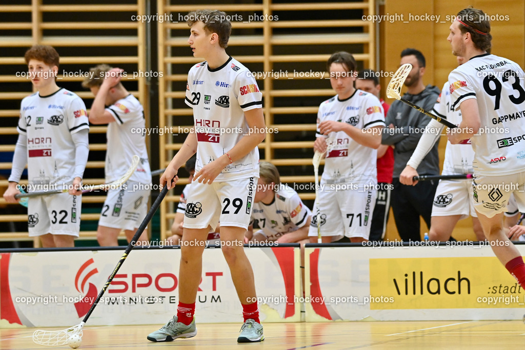 VSV Unihockey vs. KAC Floorball | #29 Sebastian Flaschberger KAC Floorball, #93 Marcel Gappmayer KAC Floorball, #71 Christoph Platzer KAC Floorball, #32 Tim Deisinger KAC Floorball, VSV Unihockey vs. KAC Floorball, VSV Unihockey vs. KAC Floorball am 28.03.2026 in Villach (Ballspielhalle St. Martin), Austria, (Photo by Bernd Stefan)