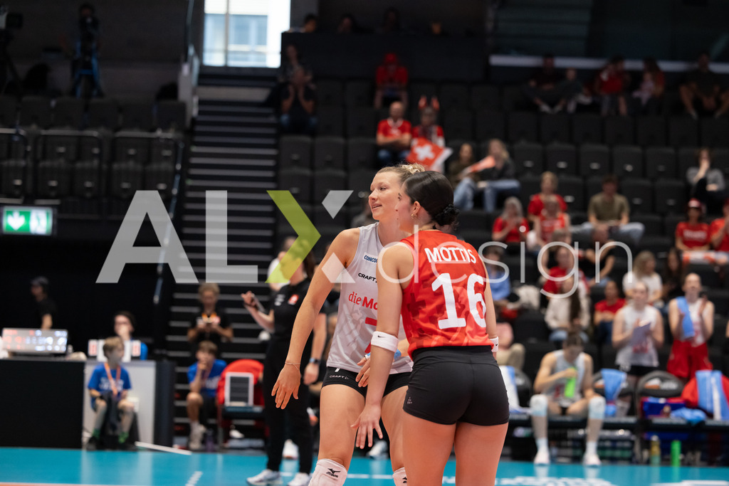 Georgia v Switzerland - CEV European League Women | KRIENS, SWITZERLAND - JUNE 12: FABIANA MOTTIS of Switzerland and MÉLINE PIERRET of Switzerland during the CEV European League match between Georgia and Switzerland at Pilatus Arena on June 12, 2026 in Kriens, Switzerland. - Realisiert mit Pictrs.com