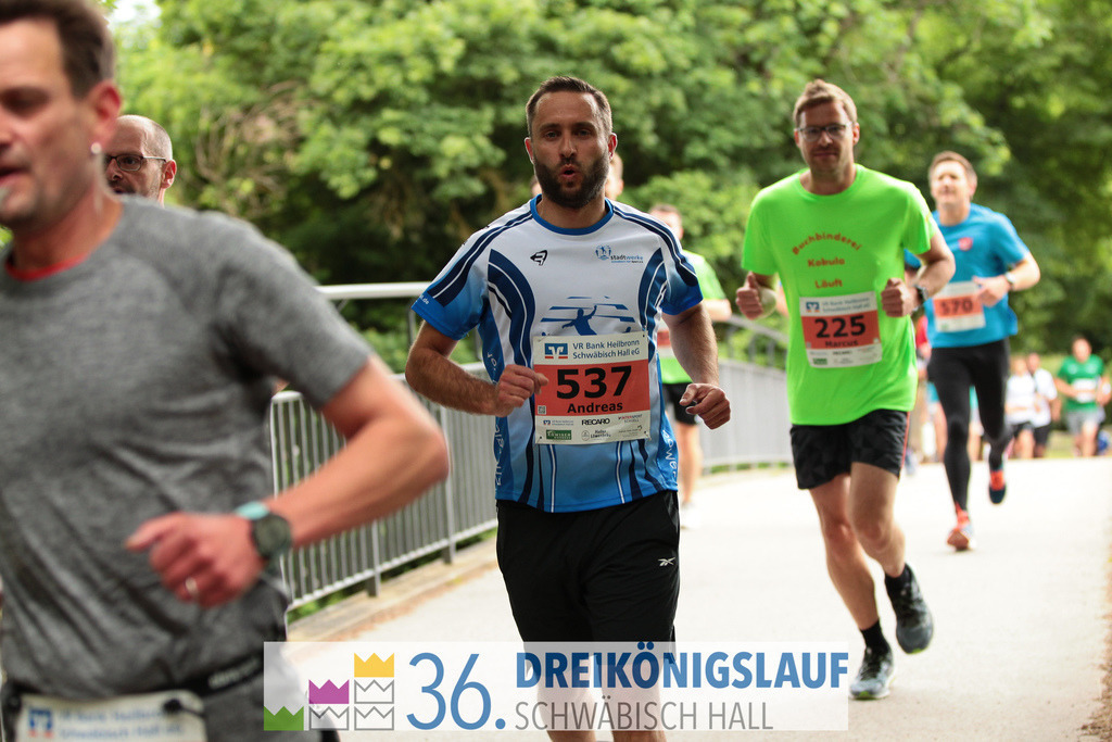 VR Bank Hauptlauf 10km | 3königslauf 2022 VR Bank Hauptlauf - Realisiert mit Pictrs.com
