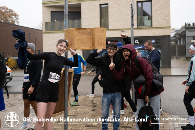 Süderelbe Halbmarathon 2025 I 09.11.2025 I Fotograf_DerSportfotograf.I 00699 | Der Sportfotograf. - Realisiert mit Pictrs.com