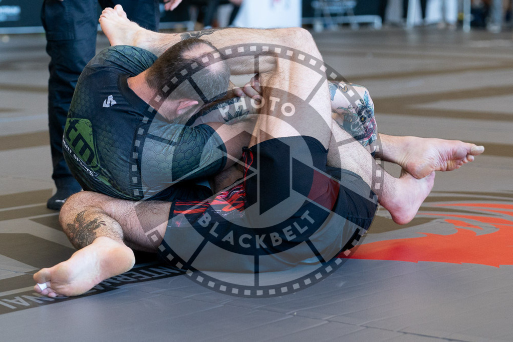 20250329PBB3776 | Fighters compete during the International Luta Livre (ILLCS) Germany IX Spring 2025 Competition spring on March 29, 2025 in Hannover, Germany.© Chiara Dazi