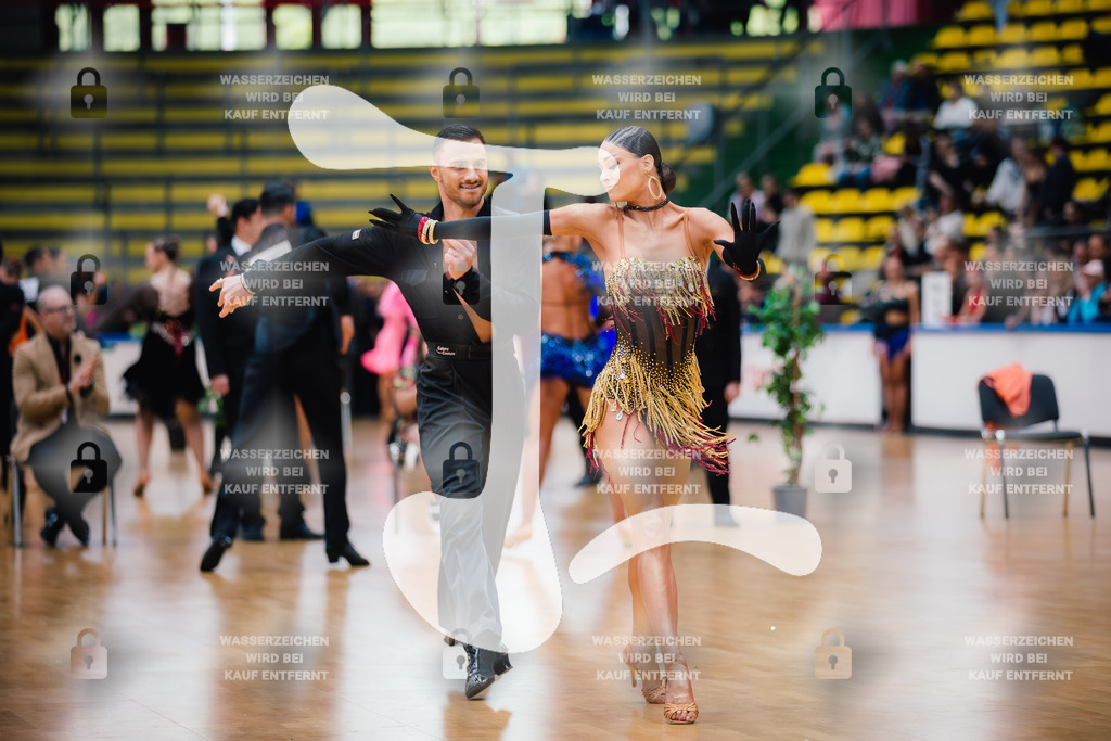 Hessen Tanzt WDSF International Open Latin 9th (12) Philip Andraus _ Ekaterina Tsvetkov (TTC Fortis Nova Maintal)-2025-05-18-3380 | Webshop for digital downloads and prints of dance sport, event & show photographer Julian Link - Realisiert mit Pictrs.com