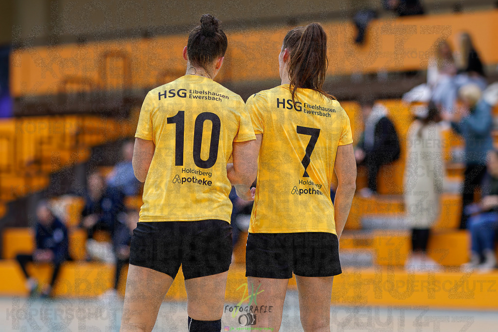 Frauen Oberliga Mitte (HHV); HSG Kleenheim/Langgöns II - HSG Eibelshausen/Ewersbach | Frauen Oberliga Mitte (HHV); HSG Kleenheim/Langgöns II - HSG Eibelshausen/Ewersbach am 01.11.2025 in Oberkleen (Weidig-Halle)Photo © 2025 - Jörg Heinrich - Realisiert mit Pictrs.com