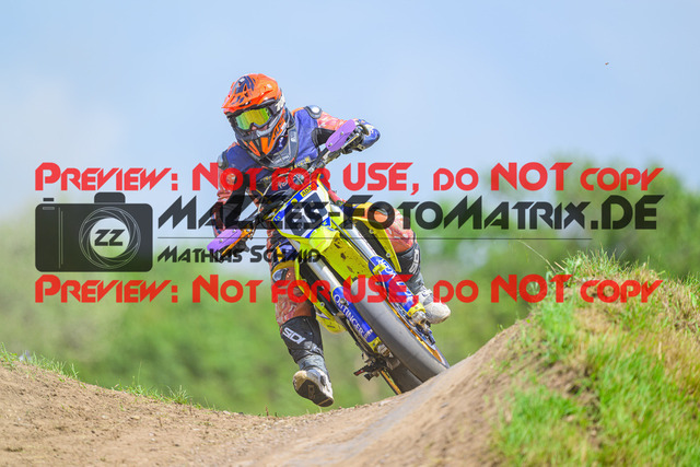 MaZZes_FotoMatrix_240622_6007705_8487 | S4