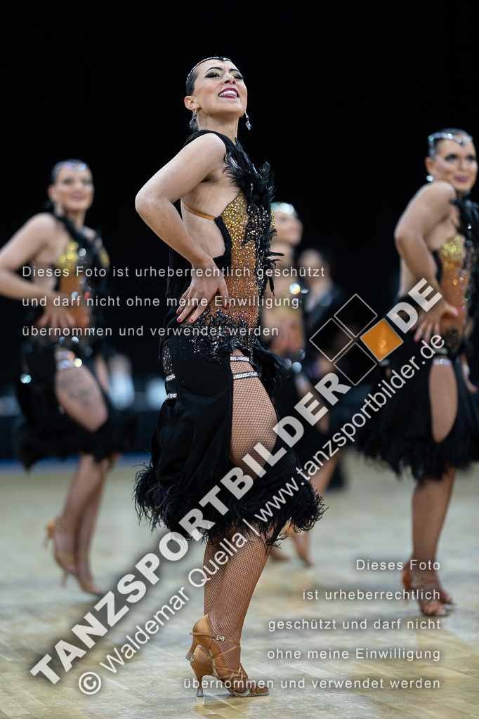 20230226-10585 | Hier finden Sie Tanz Bilder vom Latein und Standard Formationen tanzen. Sportbilder vom Tanzsport. Schöne Fotos und von Weltmeisterschaft, Europameisterschaft, Bundesliga, Regionalliga, Oberliga und Landesliga sowie von GOC Stuttgart, DanceComp, WM Bremen