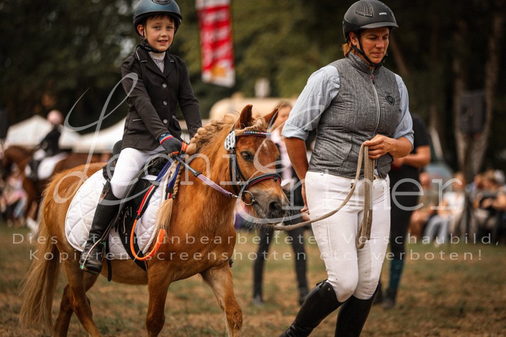 01.SoFZ00046 | Leoni Ertmer Photography - Realisiert mit Pictrs.com