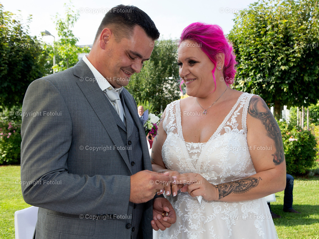 KERSTINFREDYHOCHZEIT_260822_115 | bilder, linz, photo, foto, fussball, sport, fotolui, bundesliga