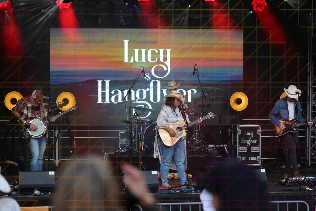 Lucy _ Hangover 00115 | professionelle Sport- und Eventfotografie von Tomafocus – dynamische Bilder, emotionale Momente und hochwertige Aufnahmen für jeden Anlass. - Realisiert mit Pictrs.com