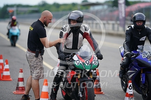 2024_08_02_PBK_10280 | Sportfotografie; SlowMotion; Video; Rennstrecke; Hafeneger; Speer; Racing; RSE; BMW; CBO; Trackday; Motorsportarena; Hockenheimring; Brno; Most; Barcelona; Valencia