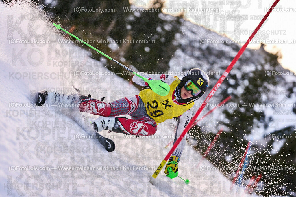 ALP2823_NWC-OAC-Slalom-II DG-I_Hochkar_Berger Dominic | (C)FotoLois.com, Alois Spandl, NWC+OAC-Schüler-Slalom 1 auf dem Hochkar, Sa 7. Jänner 2023.
