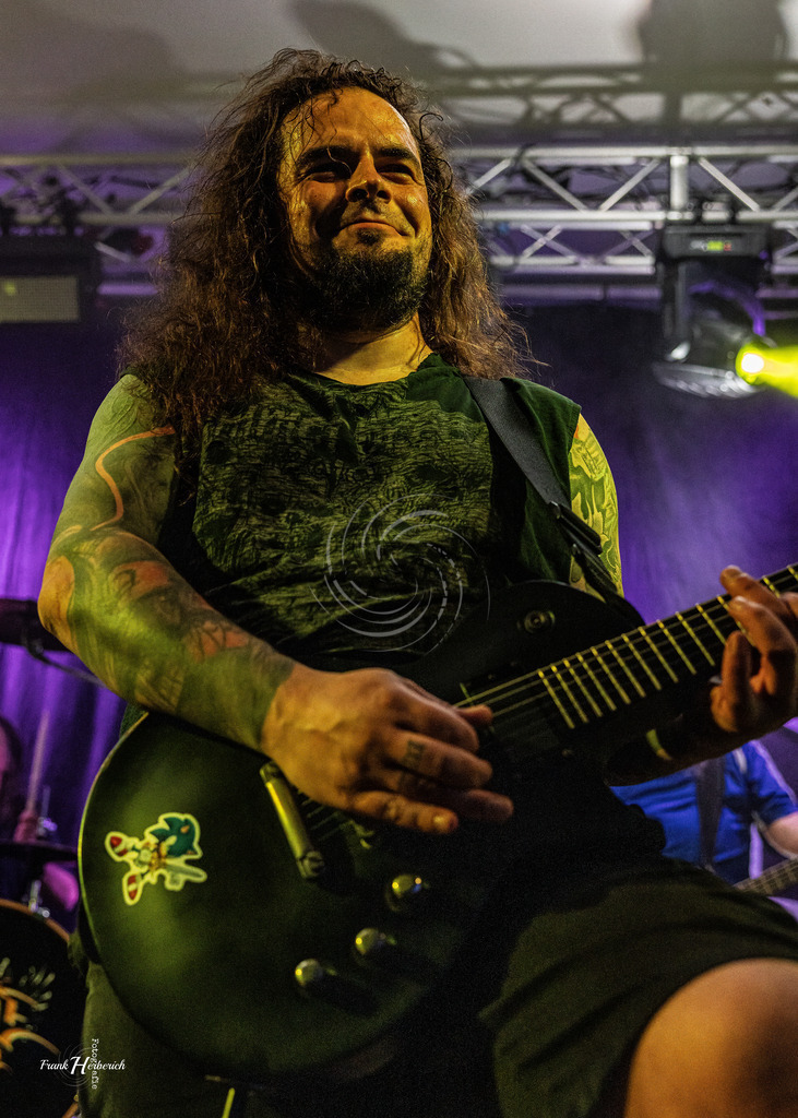 Justice Daudenwinden | Frank Herberich Fotografie, Frank Herberich, Fotografie, Hochzeit, Portrait, St. Peter Ording, Ording, Westerhever, Nordsee, Frank Fotografie, Hardheim,  Odenwald,Walldürn, Band,Eventfotografie - Realisiert mit Pictrs.com