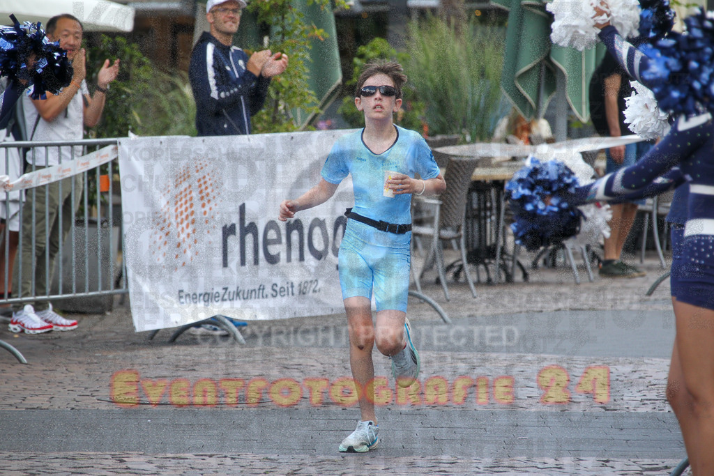 250824_1156_EV4_9117 | Sportfotografie im Rhein-Sieg Kreis, Köln, Bonn, NRW, Rheinland Pfalz, Hessen, etc. Unser Tätigkeitsfeld umfasst den Laufsport vom Volkslauf über den Marathon, Duathlon, Triathon bis zum Ultralauf wie Kölnpfad Ultra oder Schindertrail.