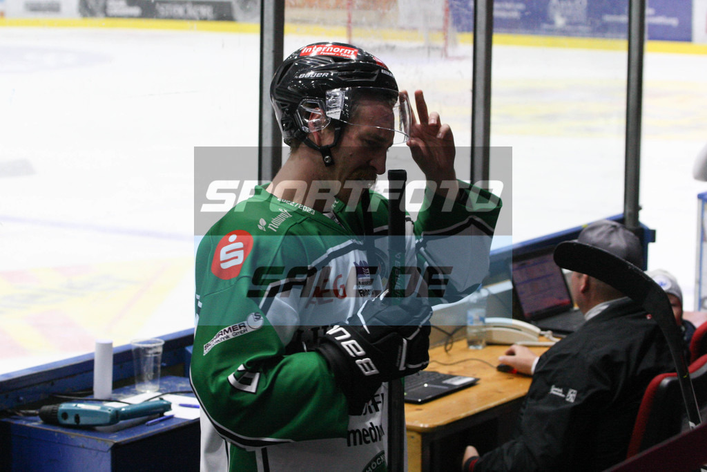 SC Riessersee - Höchstadt Alligators | Tom Horschel - Eishockey Oberliga Süd SC Riessersee - Höchstadt Alligators - © Sportfoto-Sale (MK) - Realisiert mit Pictrs.com